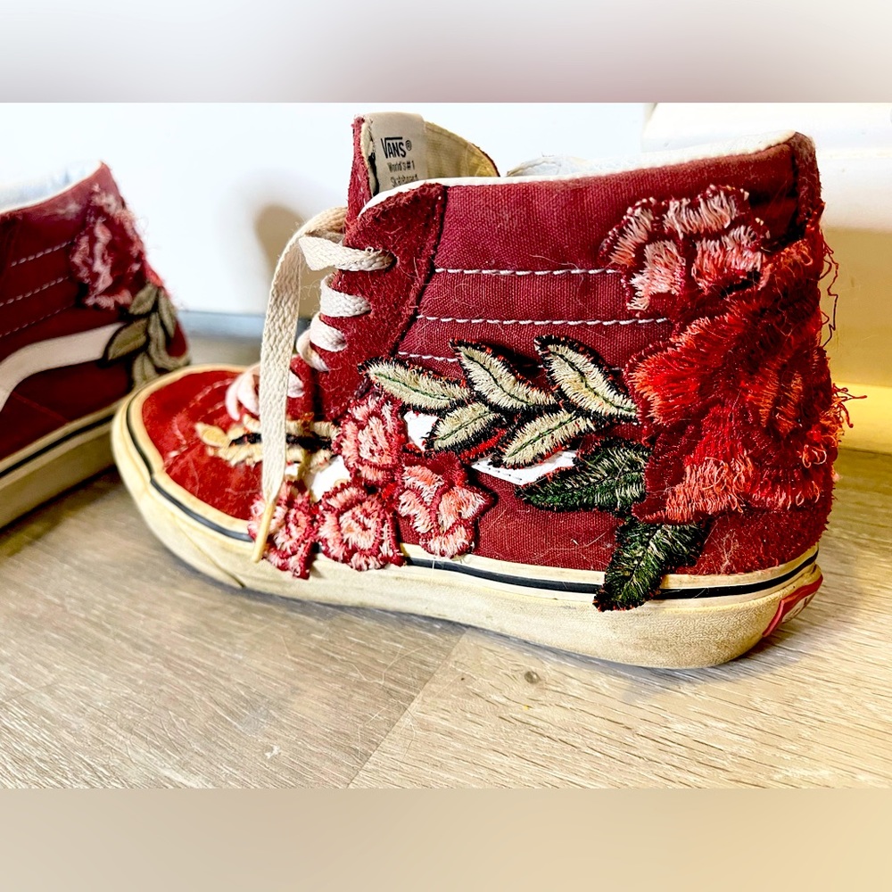 Burgundy hightop vans with roses 7.5 in mens and 9 in womans